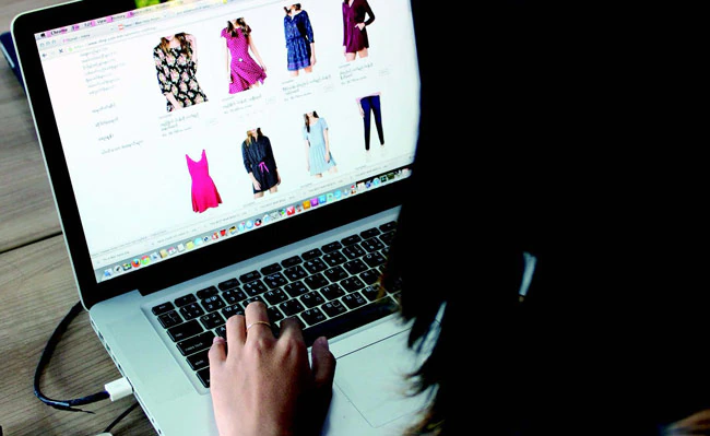 10 Simple Tips and Tricks For Online Shopping